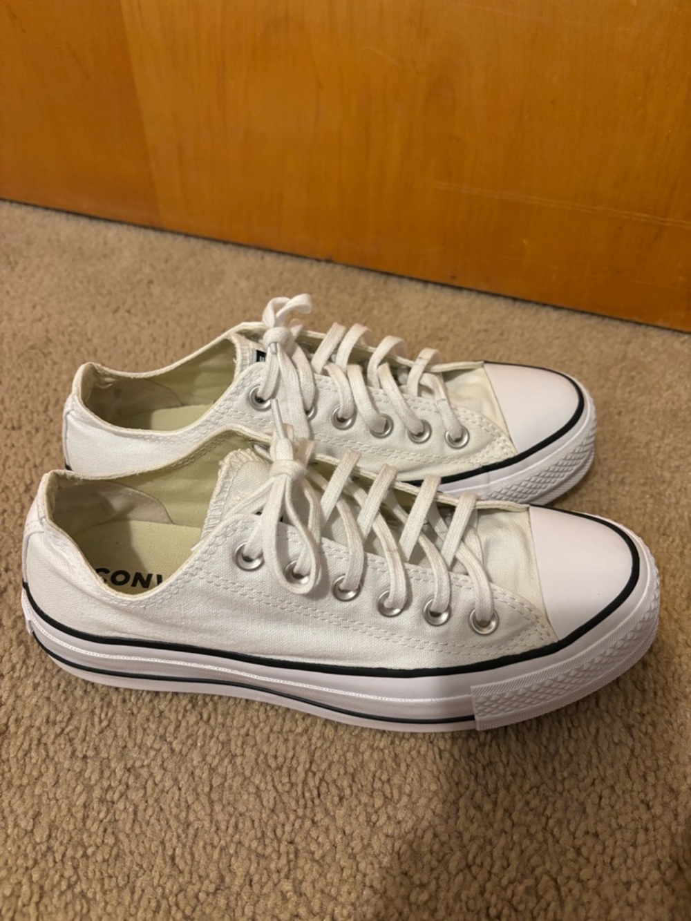 Platform CONVERSE